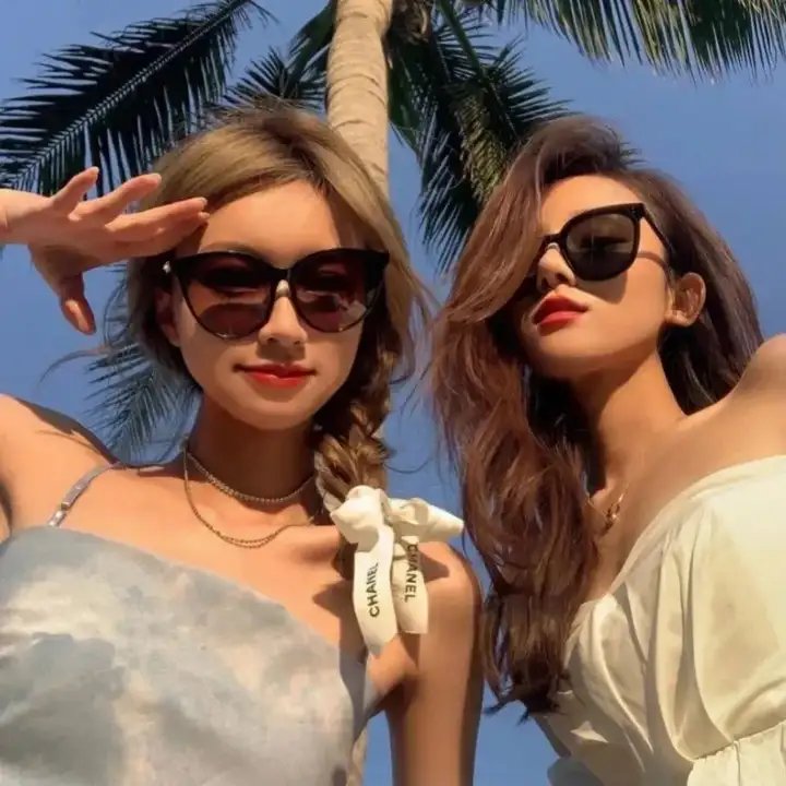 王牌海报